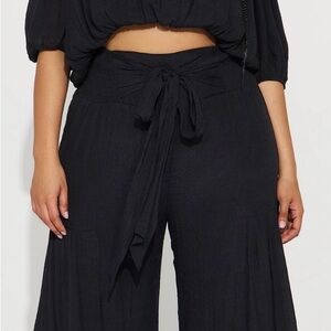 Elegant Black Wide-Leg Pants